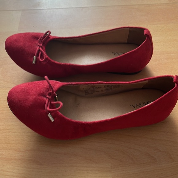 Merona flats in red - Picture 2 of 4